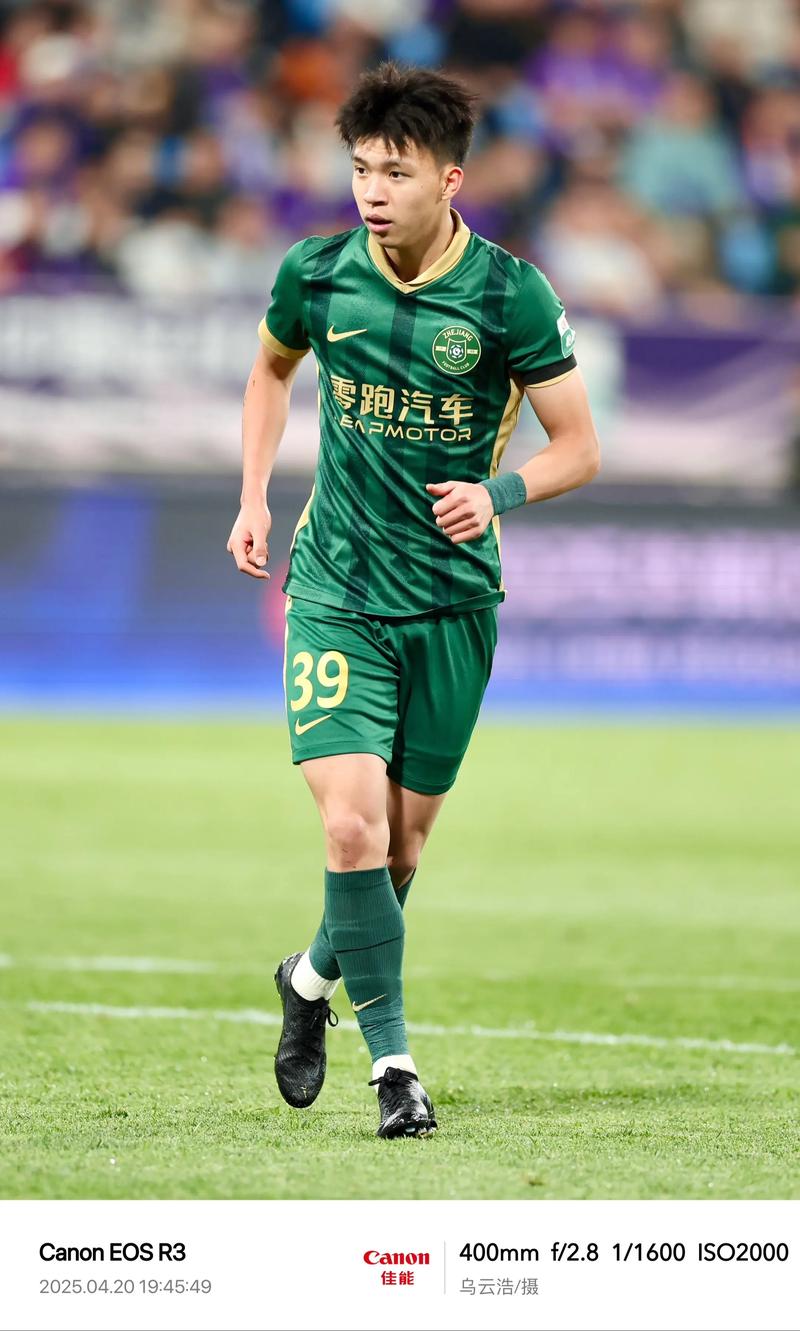 西瓜从六楼扔下竟完好无损，雷军说的“防弹涂层”到底是什么？